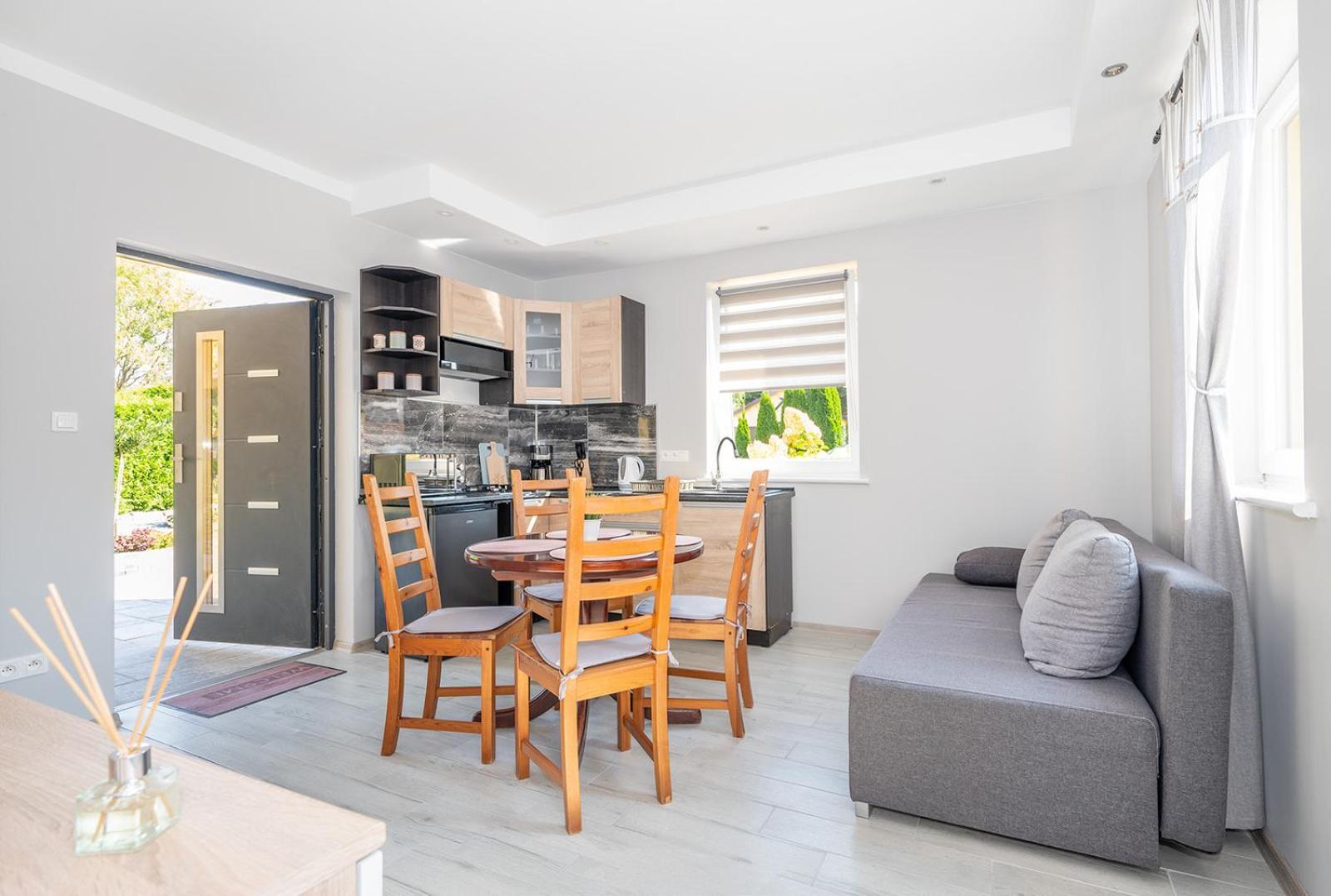 Przyjazna Osada - Domki I Apartamenty Ujście-Darłowskie Dış mekan fotoğraf